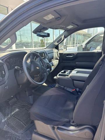 Used 2025 Chevrolet Silverado 1500 W/T w/ Trailering Package image 3