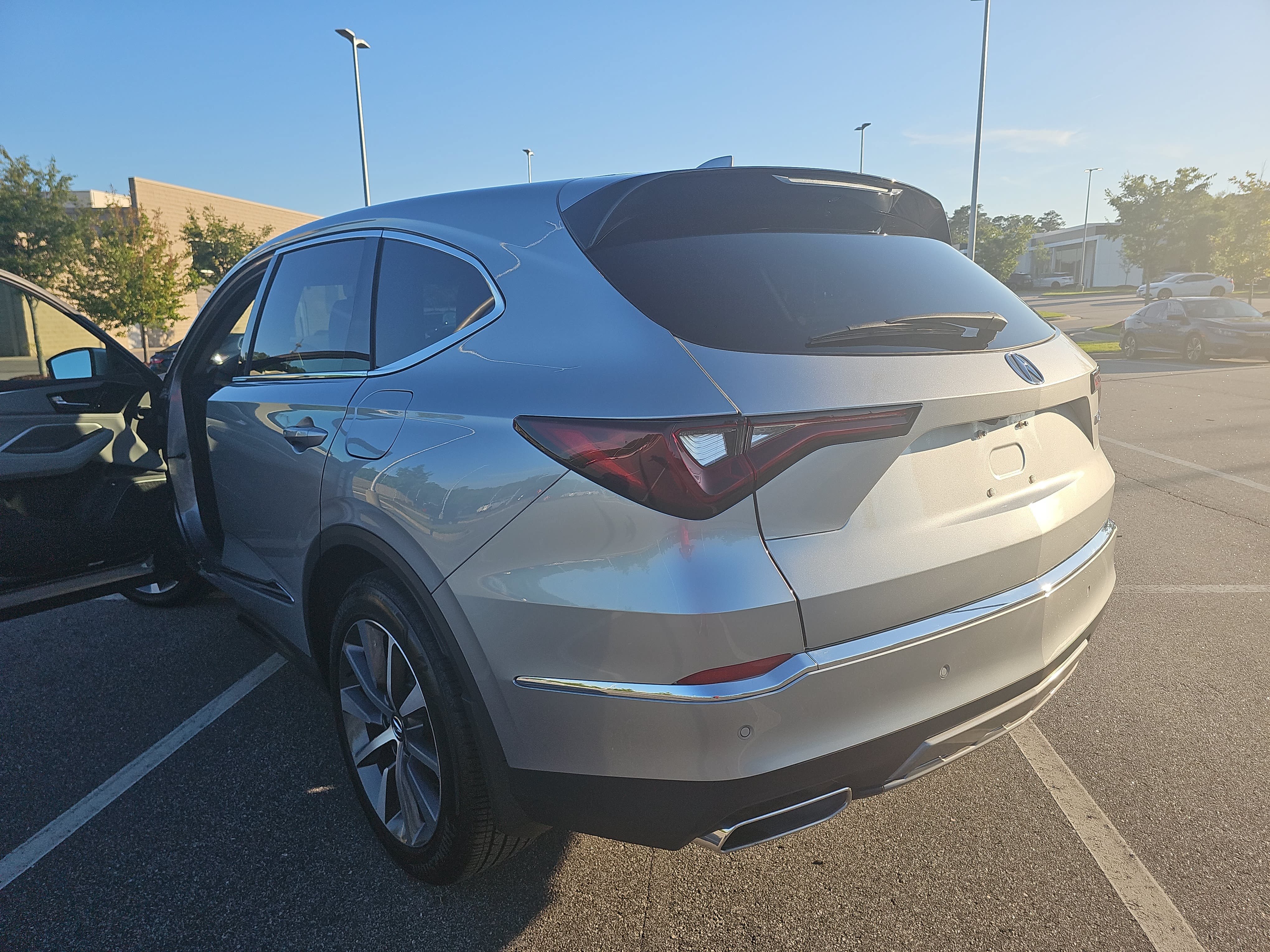 Certified 2025 Acura MDX FWD w/ Technology Package image 35