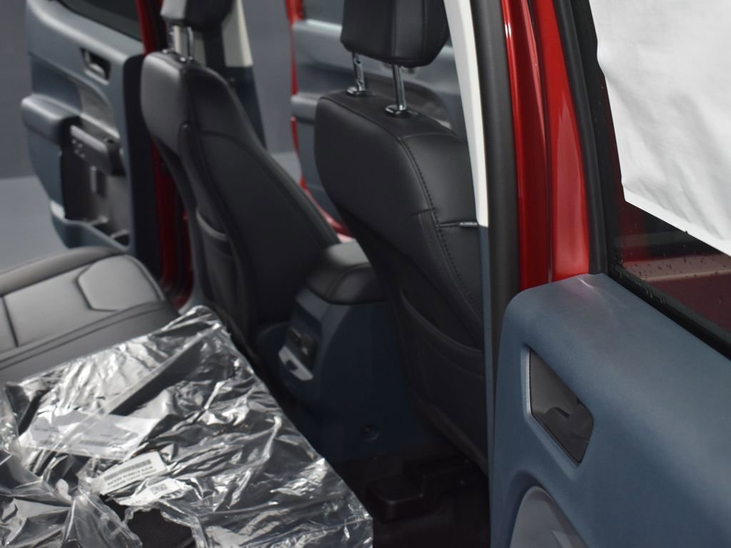 New 2025 Ford Maverick Lariat w/ Black Appearance Package image 14