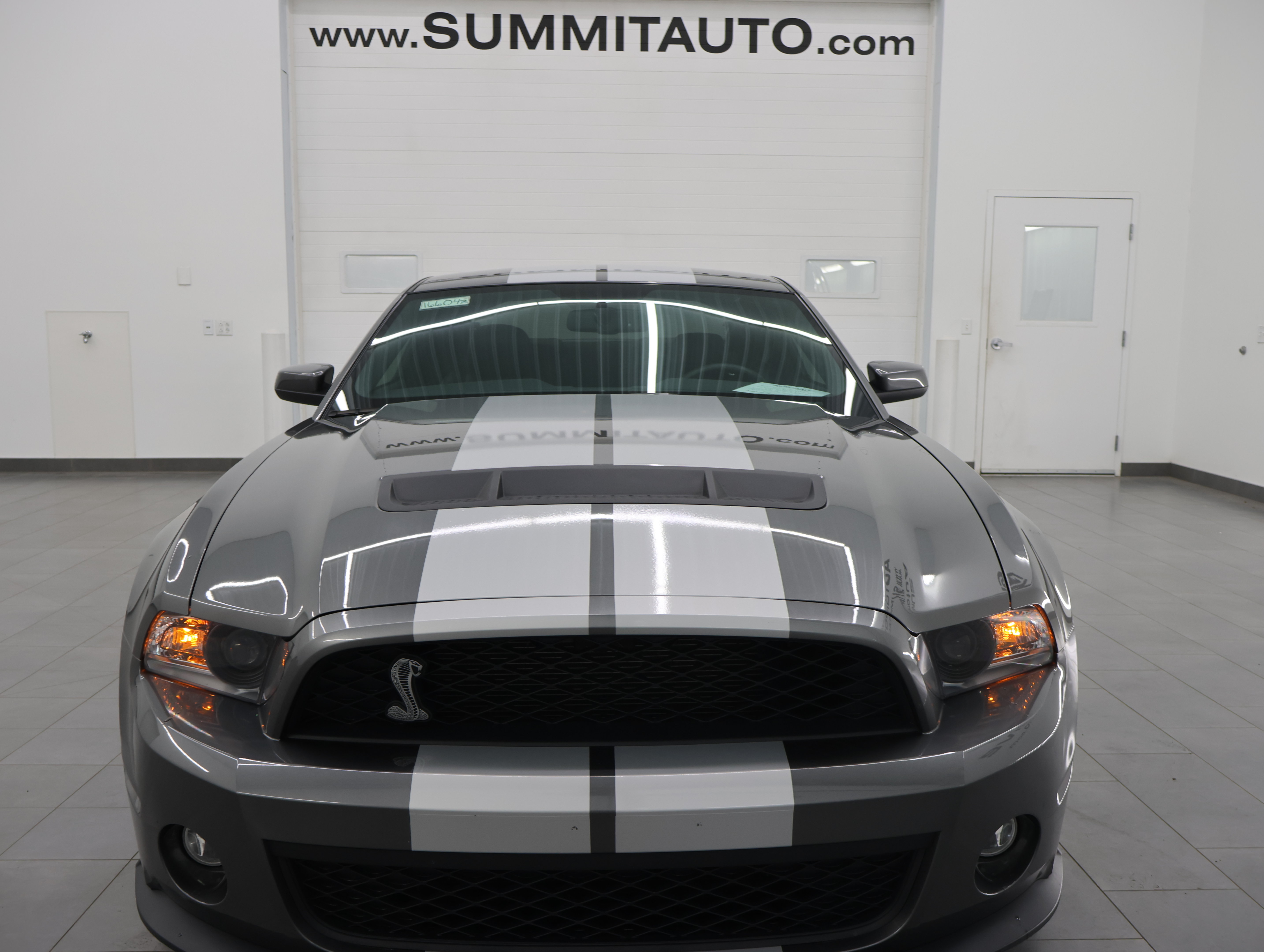 Used 2011 Ford Mustang Shelby GT500 RWD image 23