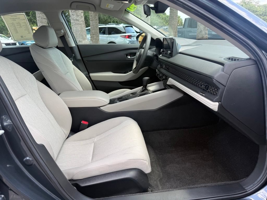 Certified 2025 Honda Accord LX image 14