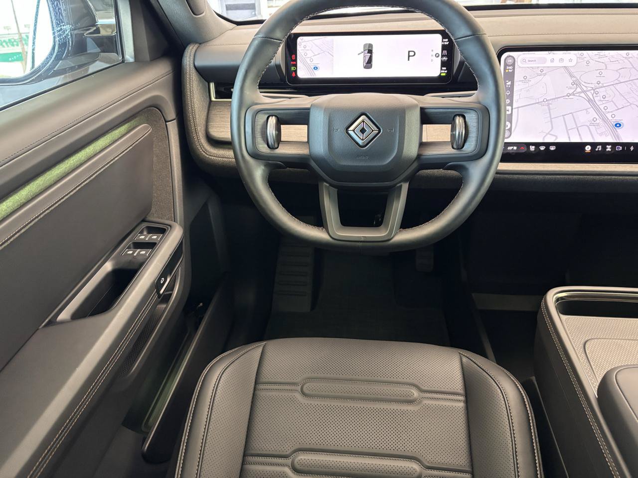 Used 2027 Rivian R2 Performance Dual AWD/4WD image 13