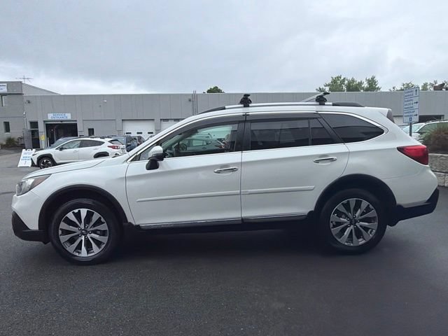 Used 2019 Subaru Outback 2.5i Touring AWD/4WD image 4