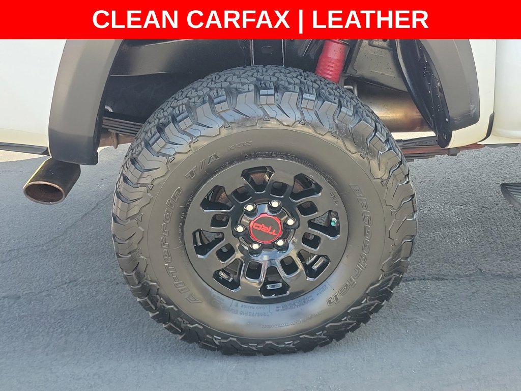 Used 2018 Toyota Tacoma TRD Pro AWD/4WD image 9