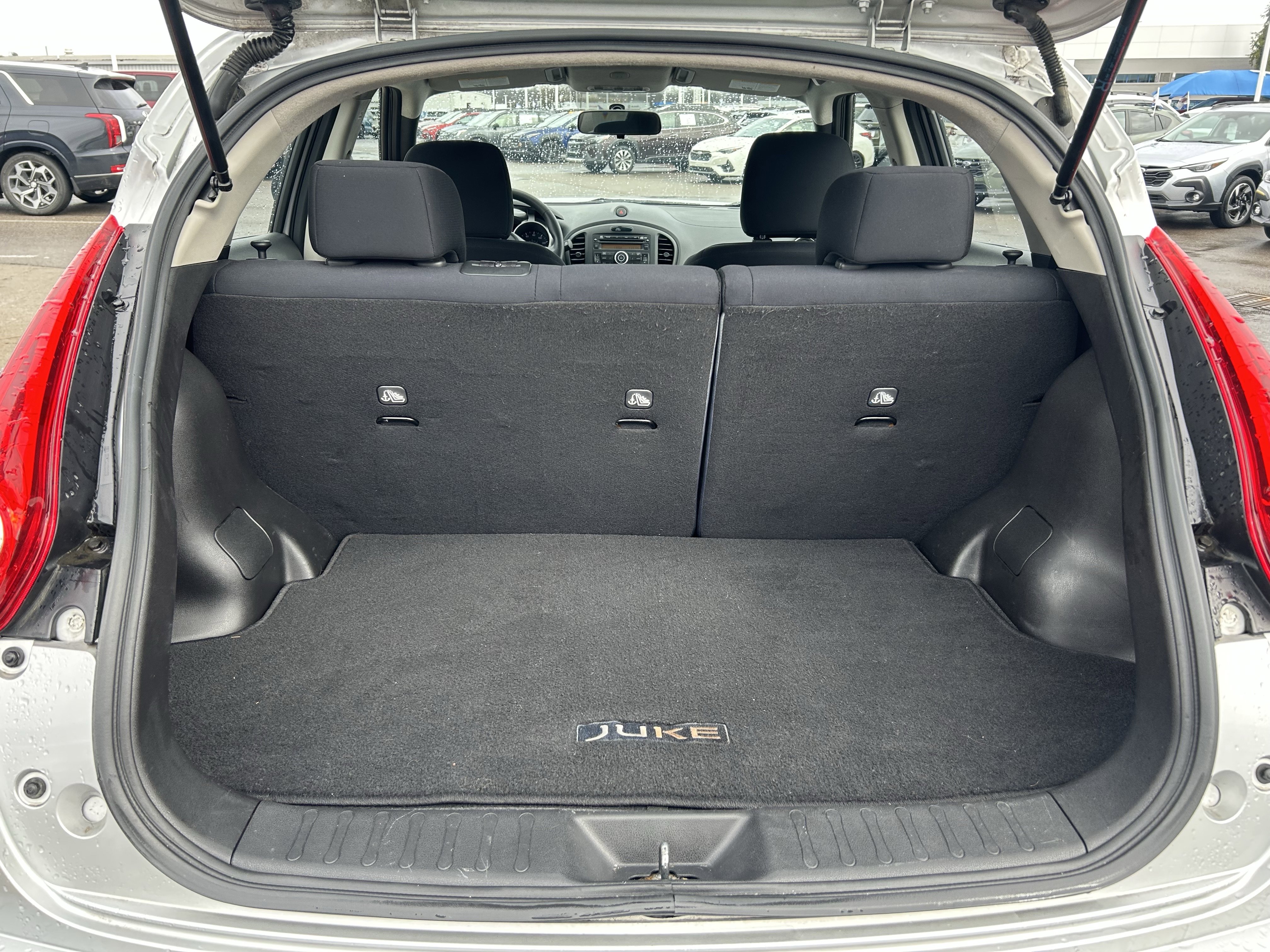 Used 2014 Nissan Juke S image 22