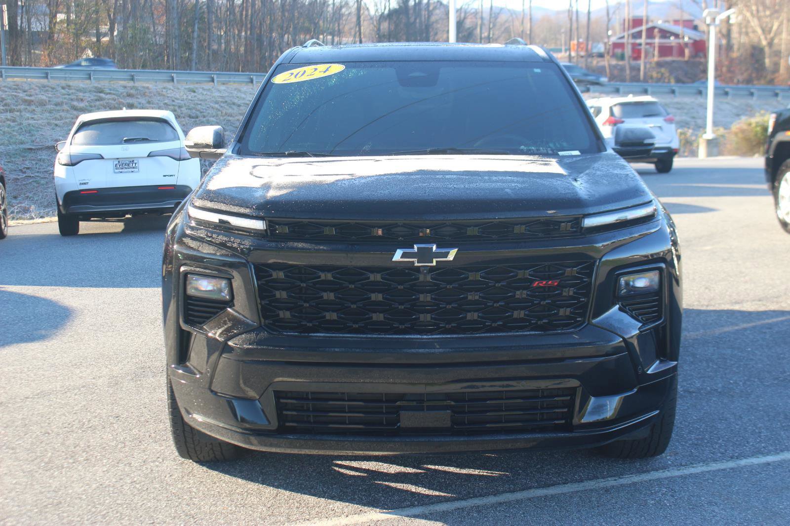 Used 2024 Chevrolet Traverse RS w/ LPO, Floor Liner Package image 2