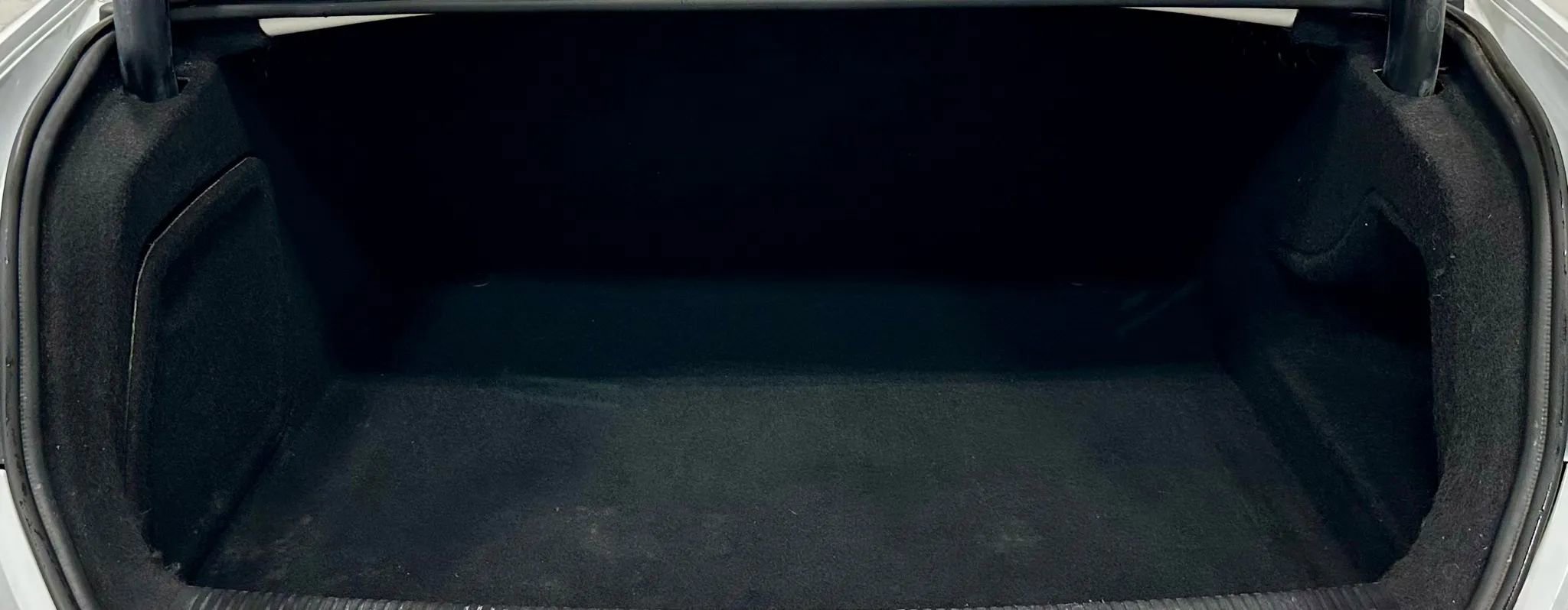 Used 2011 Audi A4 2.0T Premium image 7