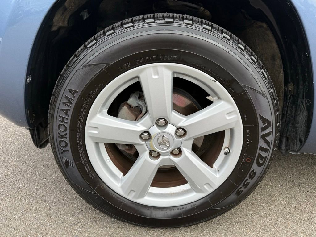 Used 2008 Toyota RAV4 4WD image 25