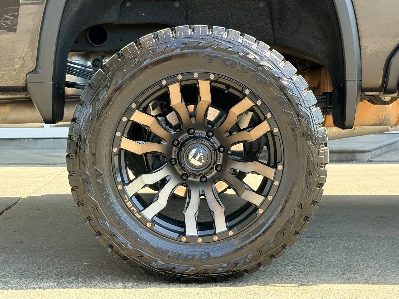 Used 2020 Chevrolet Silverado 2500 LTZ w/ LTZ Texas Edition AWD/4WD image 13