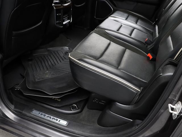 Used 2021 RAM 1500 Laramie AWD/4WD image 30