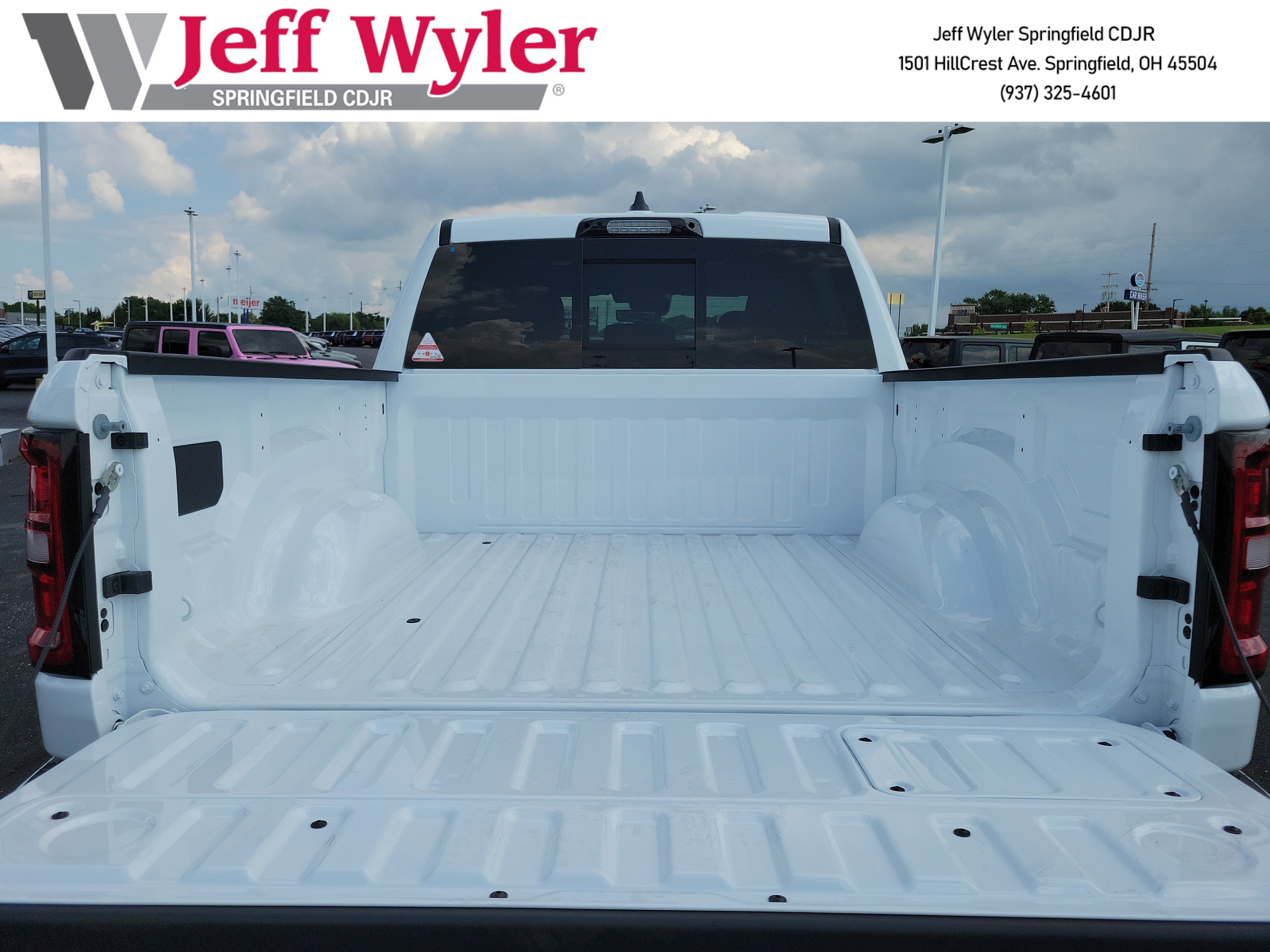 New 2026 RAM 1500 Laramie w/ Night Edition image 5