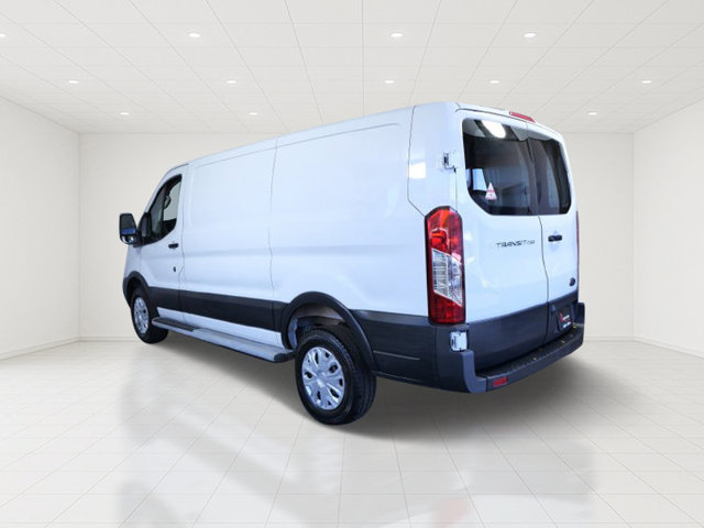 Certified 2025 Ford Transit 250 Low Roof w/ Exterior Upgrade Package RWD image 5
