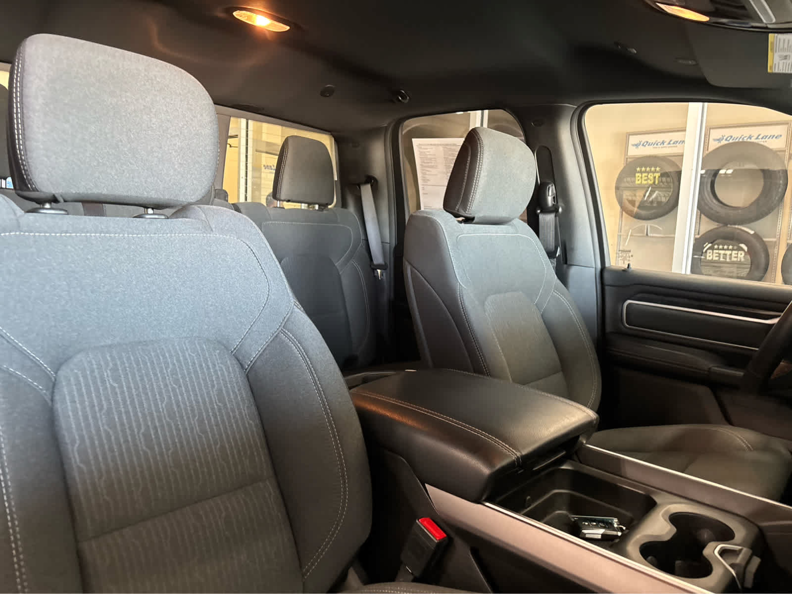 Used 2023 RAM 1500 Big Horn AWD/4WD image 34