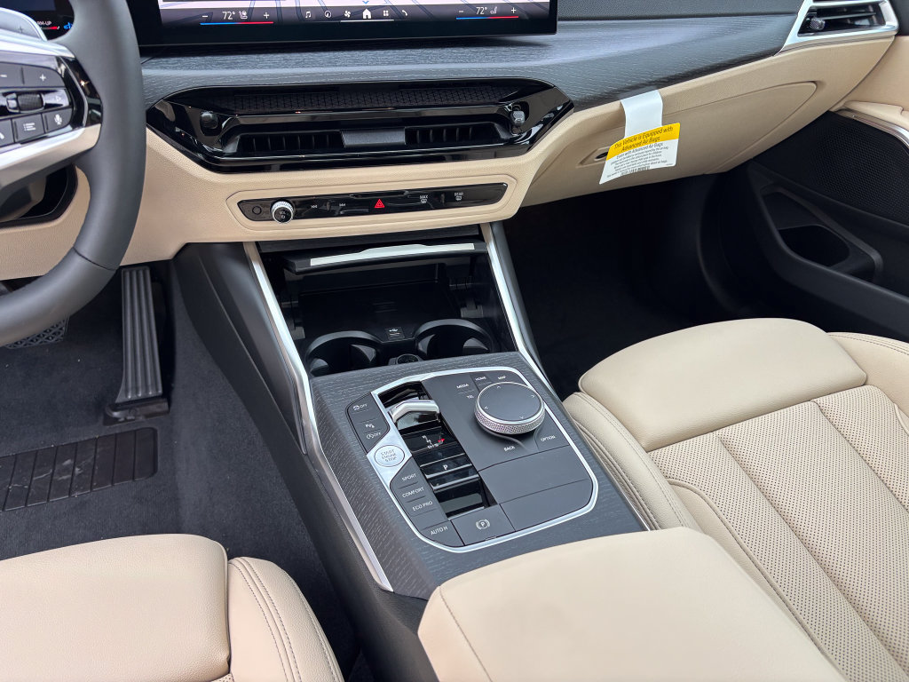 New 2026 BMW 330i xDrive Sedan w/ Premium Package AWD/4WD image 24