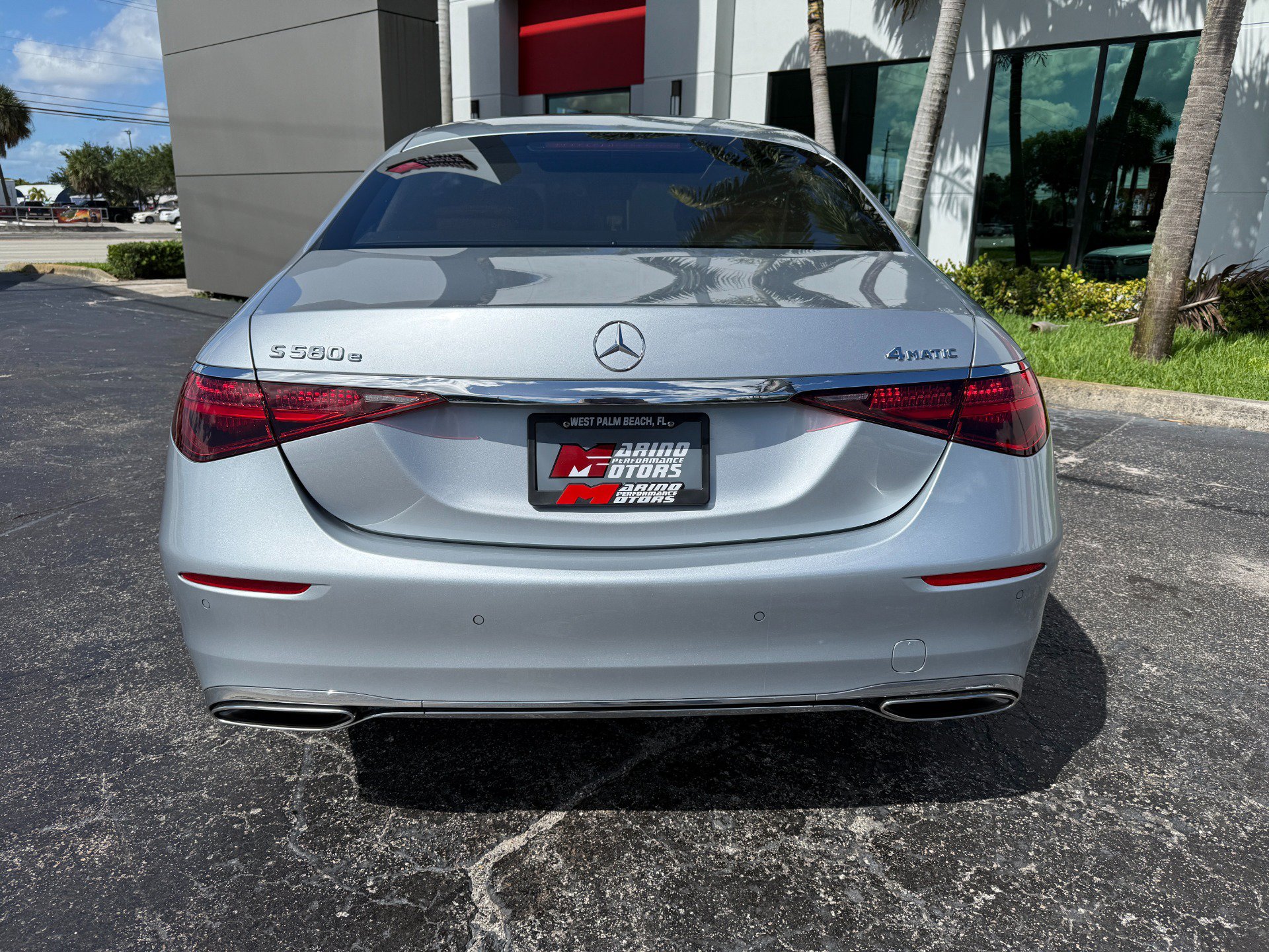 Used 2023 Mercedes-Benz S 580e 4MATIC Sedan image 17