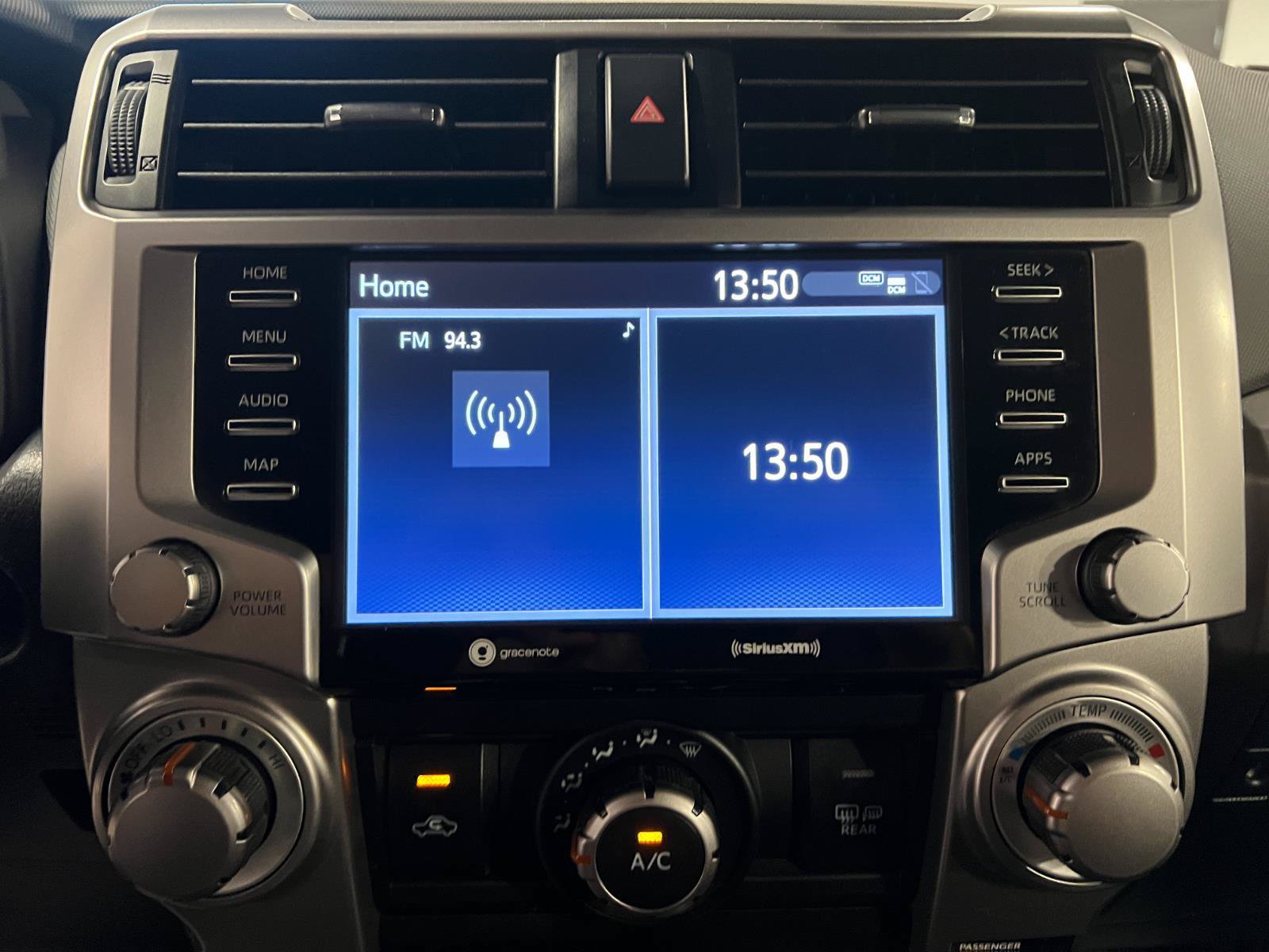 Used 2022 Toyota 4Runner SR5 AWD/4WD image 17