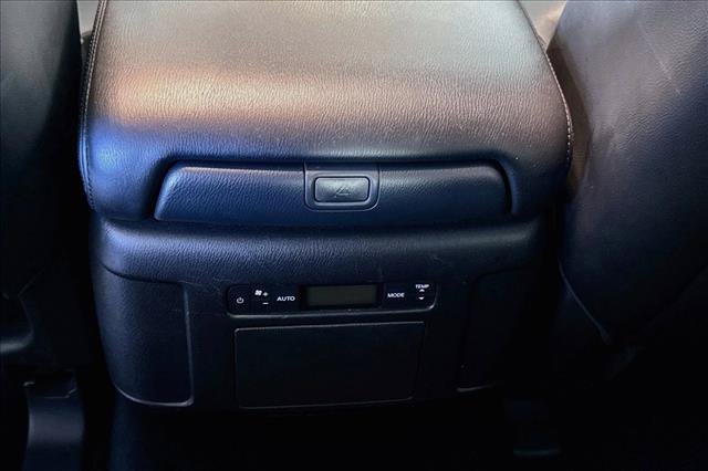 Used 2024 Nissan Armada SL w/ Captain's Chairs Package RWD image 24