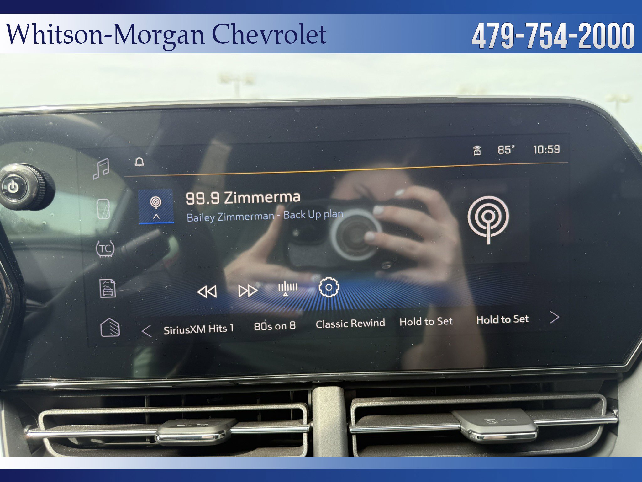 New 2025 Chevrolet Trax RS w/ Sunroof Package image 21