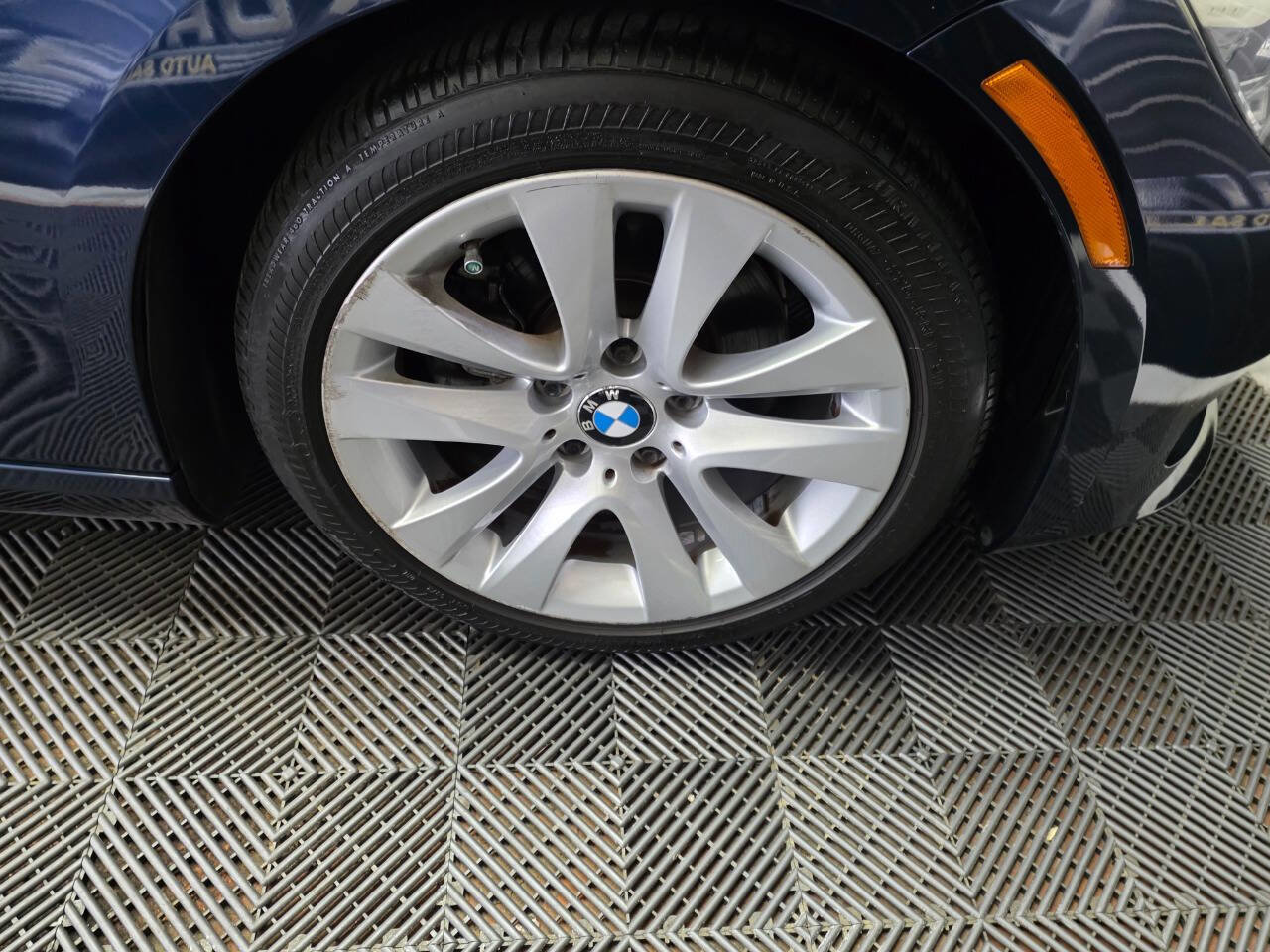 Used 2013 BMW 328i Convertible RWD image 37