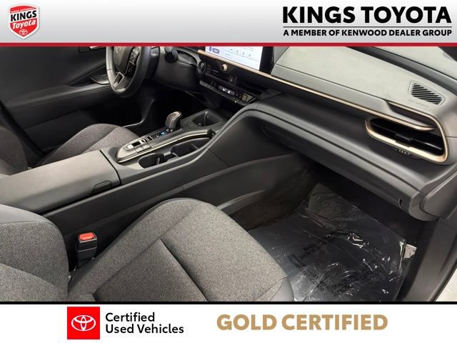 Certified 2023 Toyota Crown AWD/4WD image 11