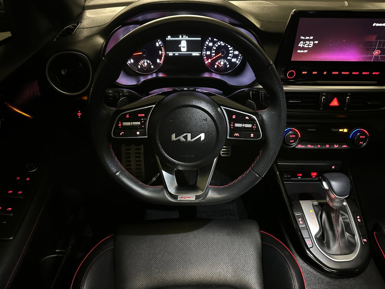 Used 2023 Kia Forte GT w/ GT2 Package image 13