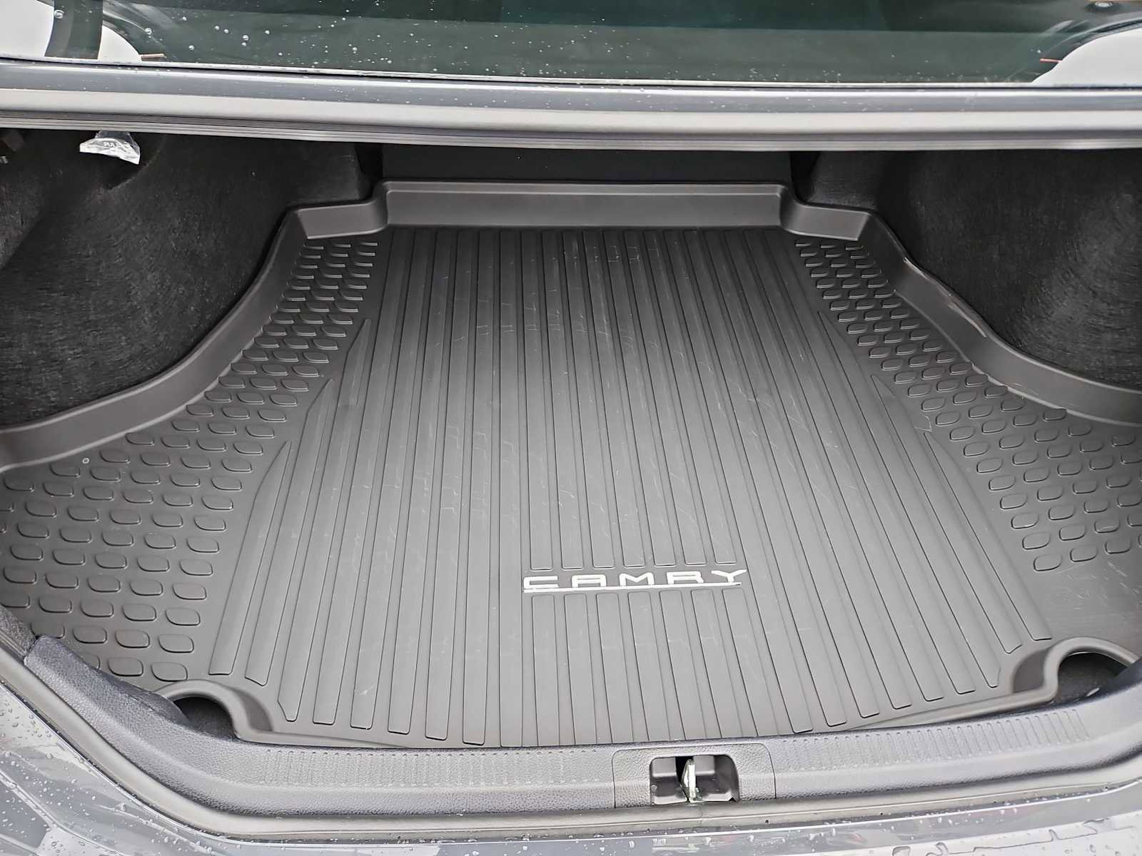 Used 2025 Toyota Camry LE image 47