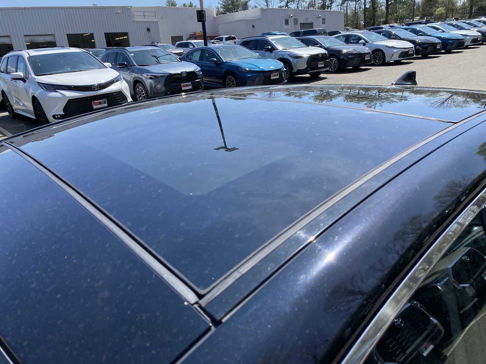 Used 2019 Toyota Camry XSE image 17