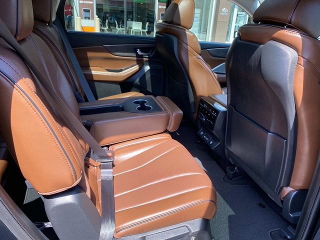 Used 2024 Acura MDX SH-AWD w/ Advance Package image 24