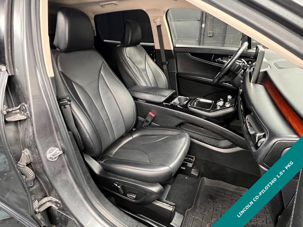 Used 2022 Lincoln Nautilus Reserve w/ Equipment Group 201A image 4