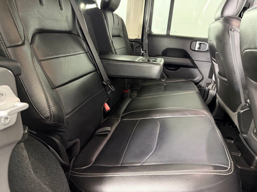 Used 2022 Jeep Wrangler Unlimited Sahara w/ Cold Weather Group image 32