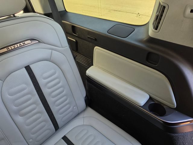 Used 2023 Rivian R1S Launch Edition Quad AWD/4WD image 40