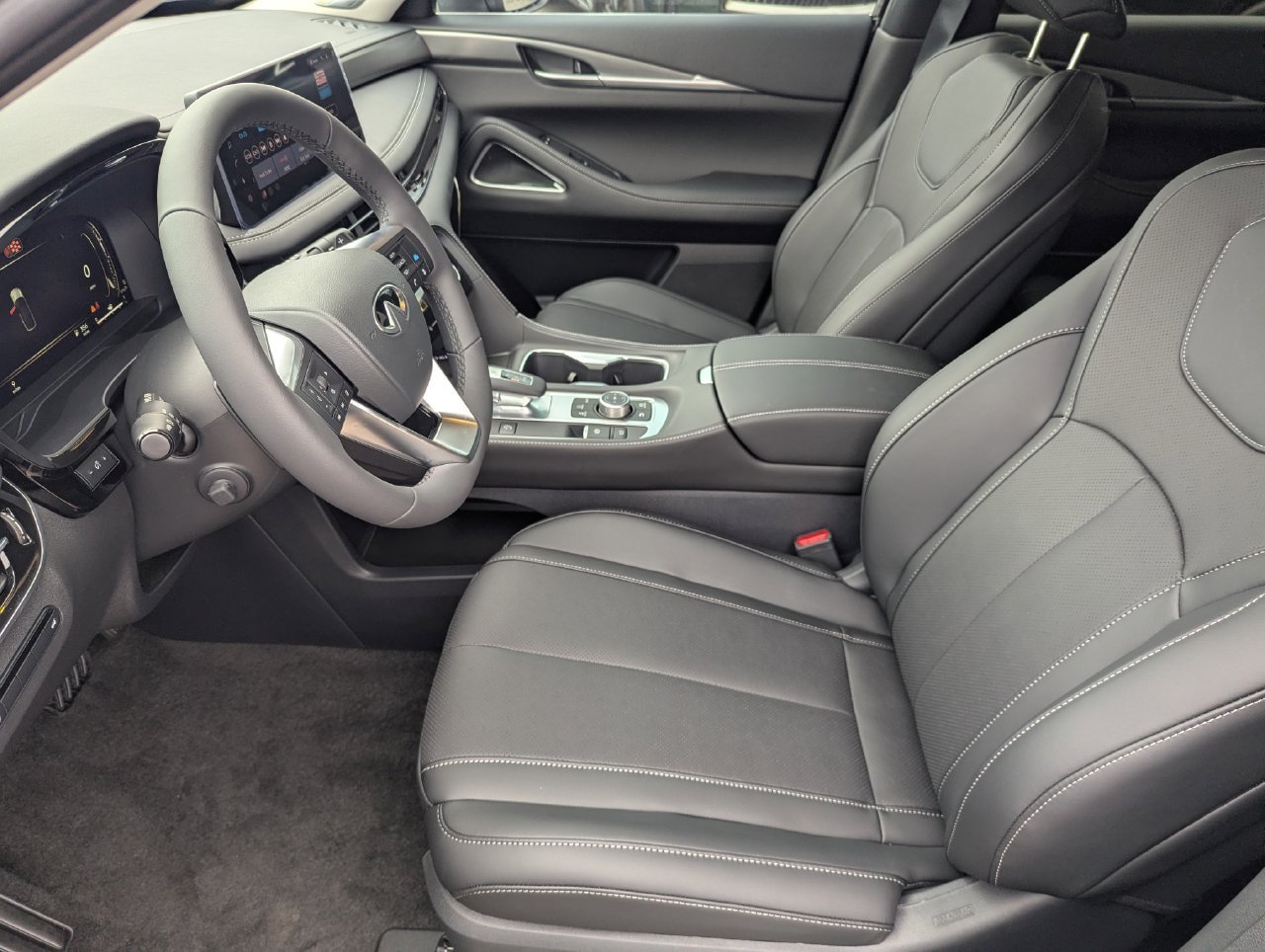 New 2027 INFINITI QX60 Luxe FWD image 14