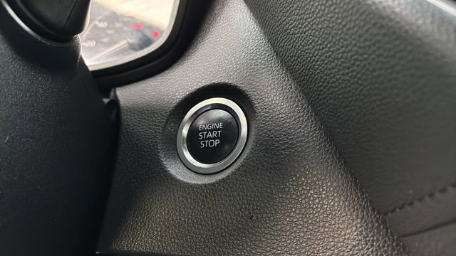 Used 2023 Toyota Corolla SE image 29
