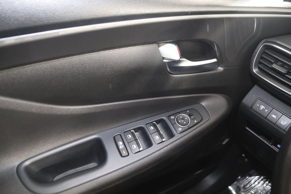 Used 2022 Hyundai Santa Fe XRT FWD image 27
