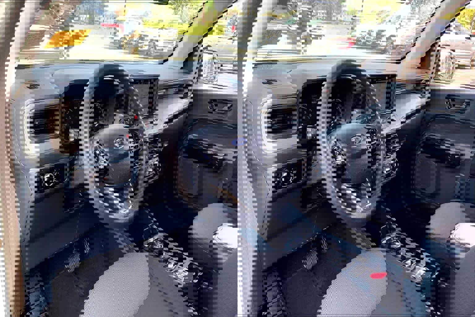 Used 2023 Ford Maverick XL image 16