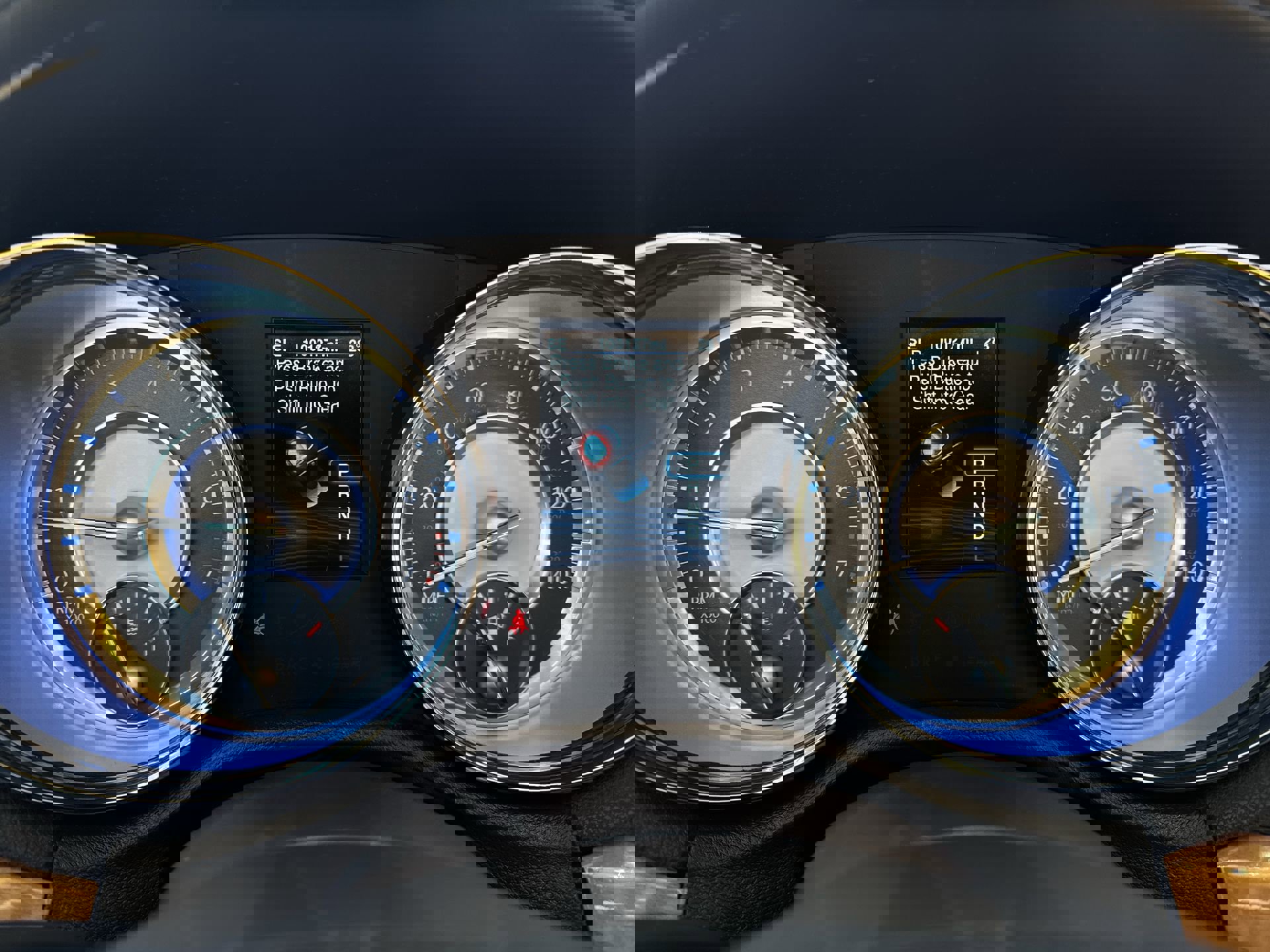 Used 2013 Chrysler 300 C image 11