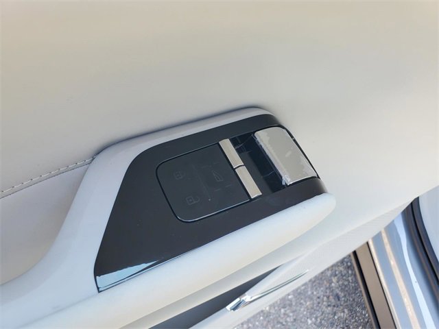 New 2025 Volvo EX90 Plus image 12