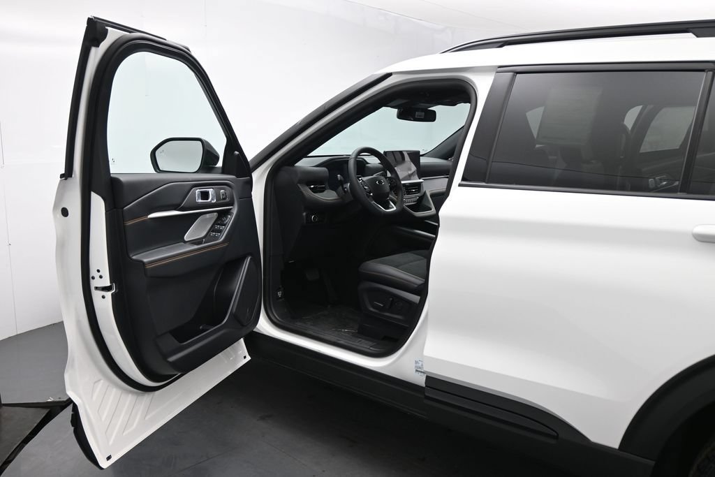 New 2026 Ford Explorer Tremor w/ Tremor Ultimate Package AWD/4WD image 8