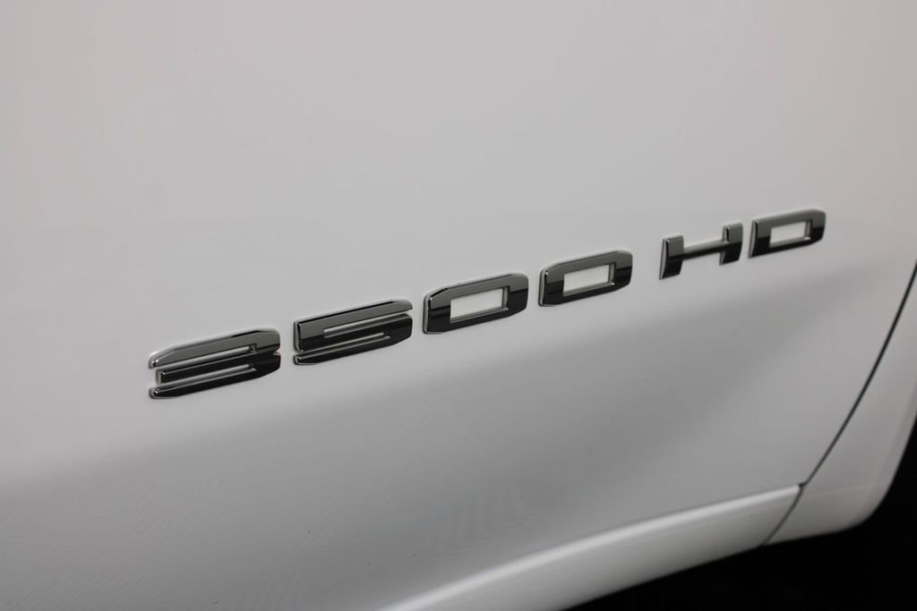 Used 2023 GMC Sierra 3500 SLE w/ SLE Convenience Package image 12
