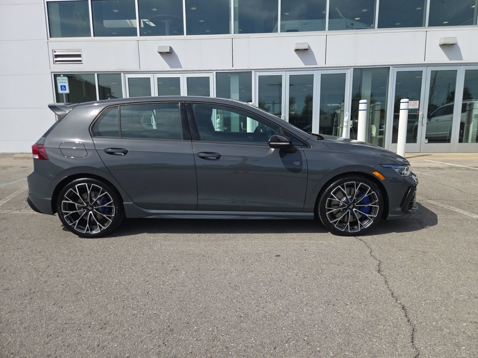 New 2026 Volkswagen Golf AWD/4WD image 3