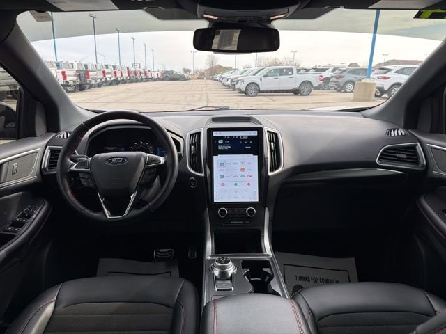Used 2024 Ford Edge ST-Line image 17