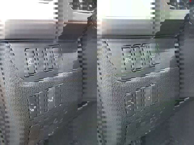 Certified 2019 Toyota Highlander Limited AWD/4WD image 20