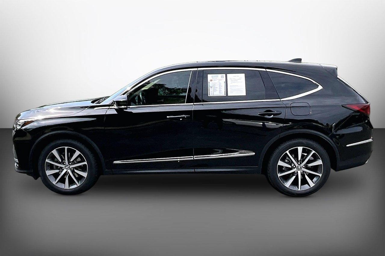 Used 2025 Acura MDX w/ Technology Package FWD image 5