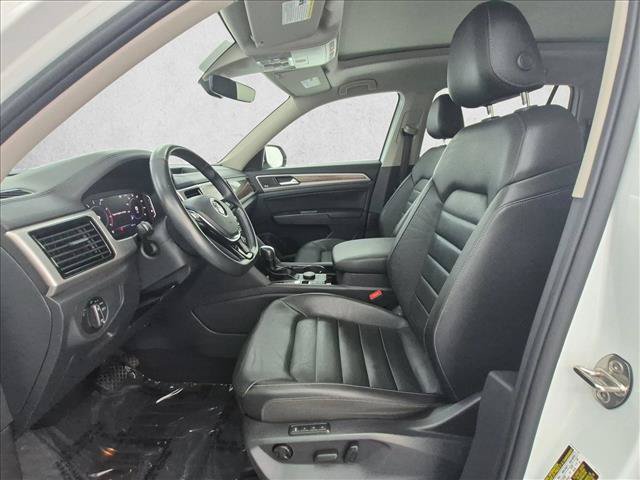 Used 2020 Volkswagen Atlas SEL R-Line AWD/4WD image 17