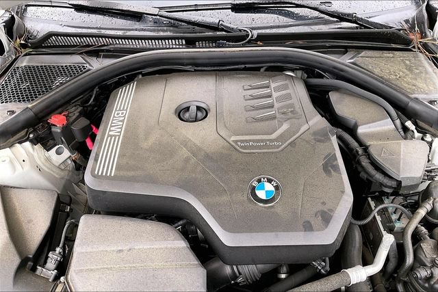 Used 2021 BMW 330i Sedan w/ M Sport Package RWD image 21