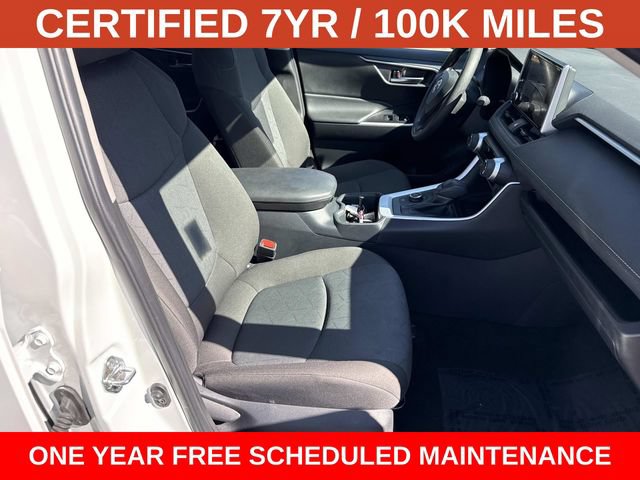 Used 2025 Toyota RAV4 XLE AWD/4WD image 9