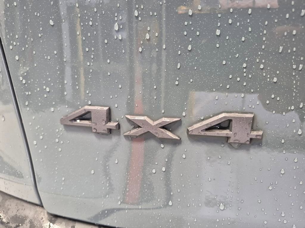 Used 2015 Jeep Cherokee Trailhawk w/ Leather Interior Group image 11