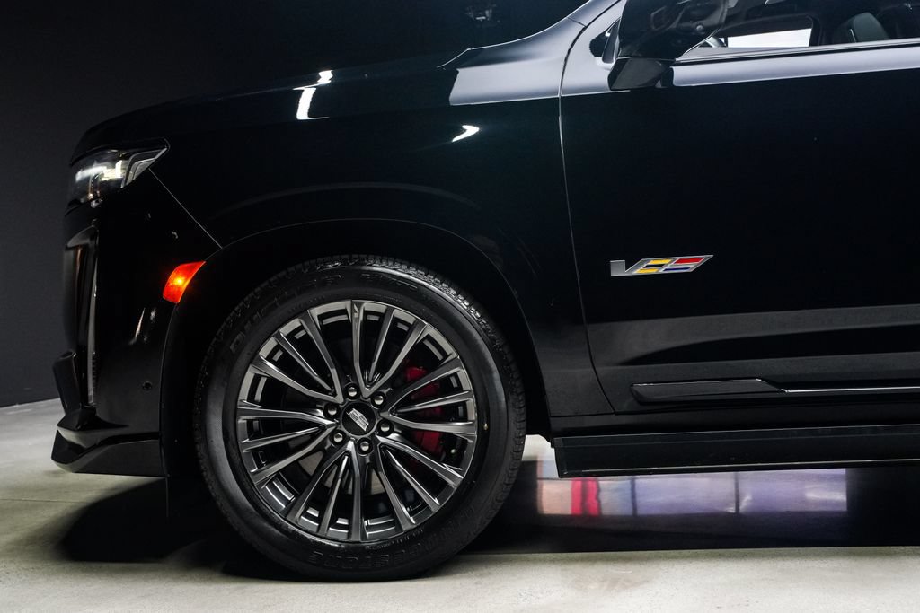 Used 2023 Cadillac Escalade V AWD/4WD image 24