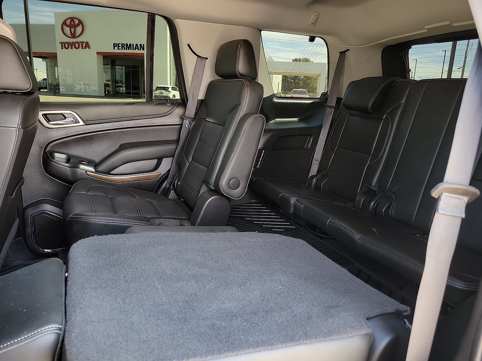 Used 2019 GMC Yukon Denali w/ Denali Ultimate Package image 8