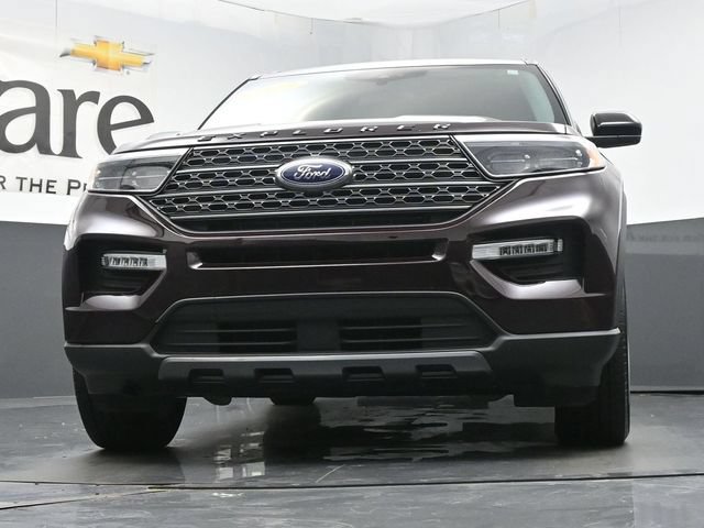 Used 2023 Ford Explorer XLT w/ Equipment Group 202A AWD/4WD image 74